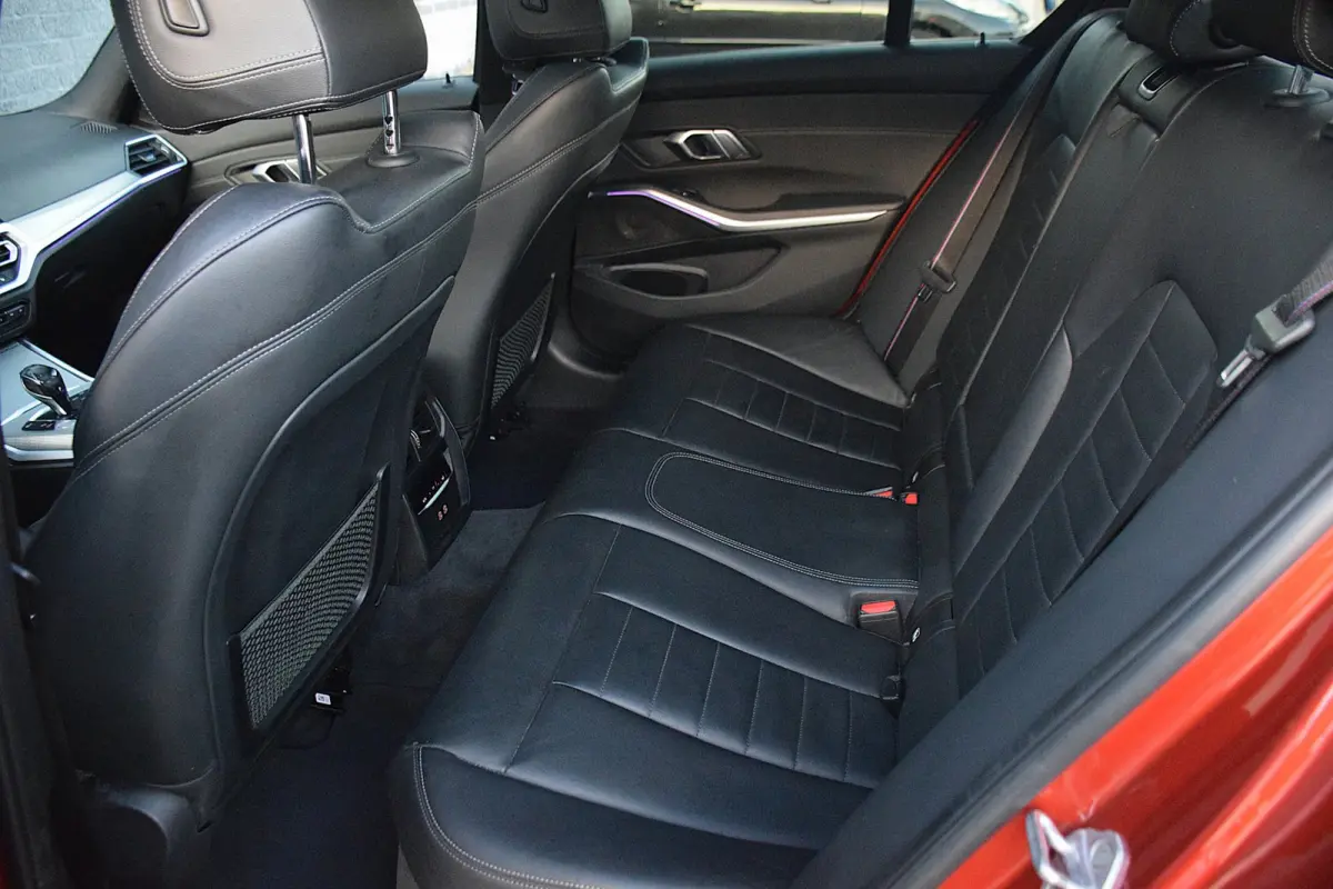 320i High Executive Edition*M-Pakket*DAK*HEAD-UP*LEDER*ENZ*