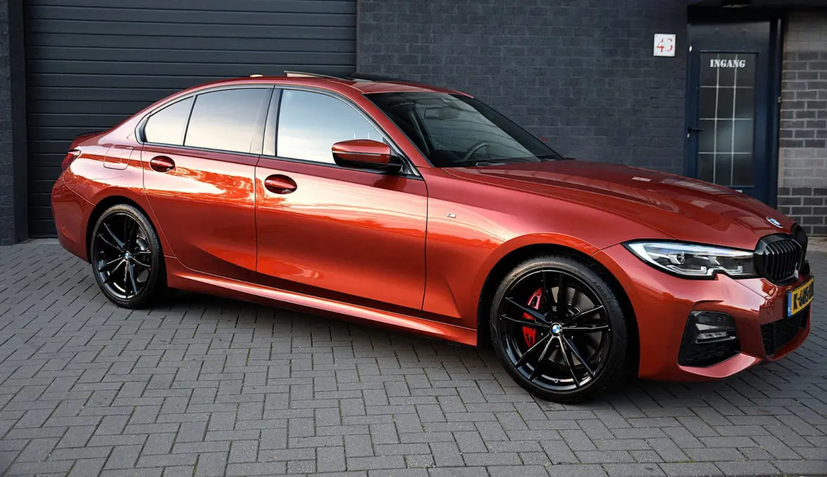 320i High Executive Edition*M-Pakket*DAK*HEAD-UP*LEDER*ENZ*