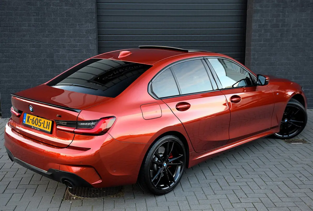 320i High Executive Edition*M-Pakket*DAK*HEAD-UP*LEDER*ENZ*