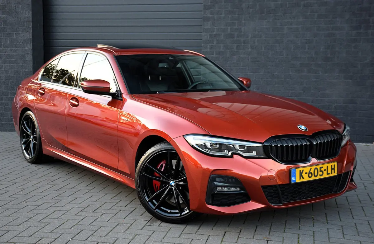 320i High Executive Edition*M-Pakket*DAK*HEAD-UP*LEDER*ENZ*