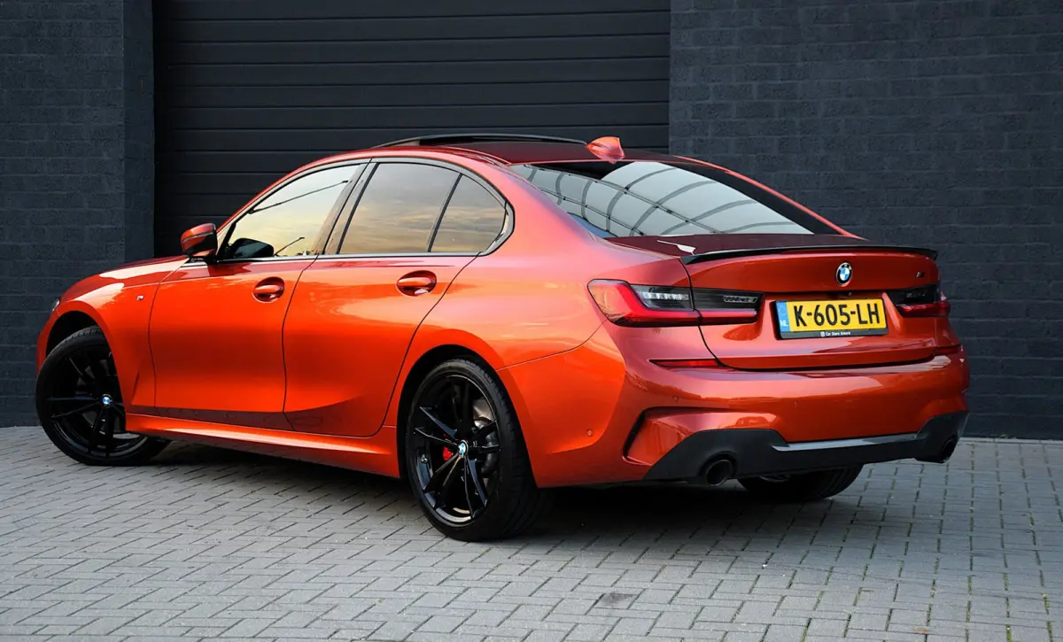 320i High Executive Edition*M-Pakket*DAK*HEAD-UP*LEDER*ENZ*
