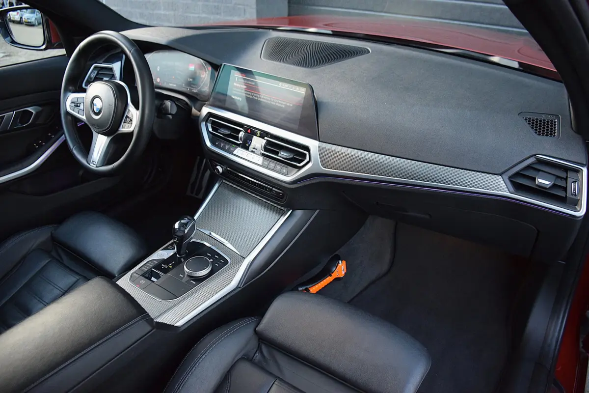 320i High Executive Edition*M-Pakket*DAK*HEAD-UP*LEDER*ENZ*