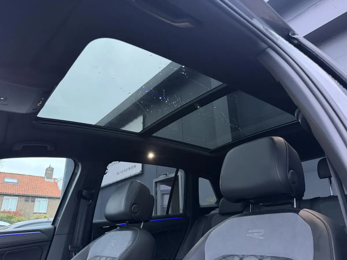 1.4 TSI eHybrid R-Line Business+