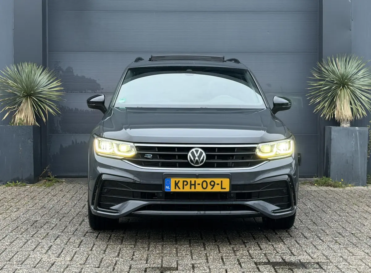 1.4 TSI eHybrid R-Line Business+