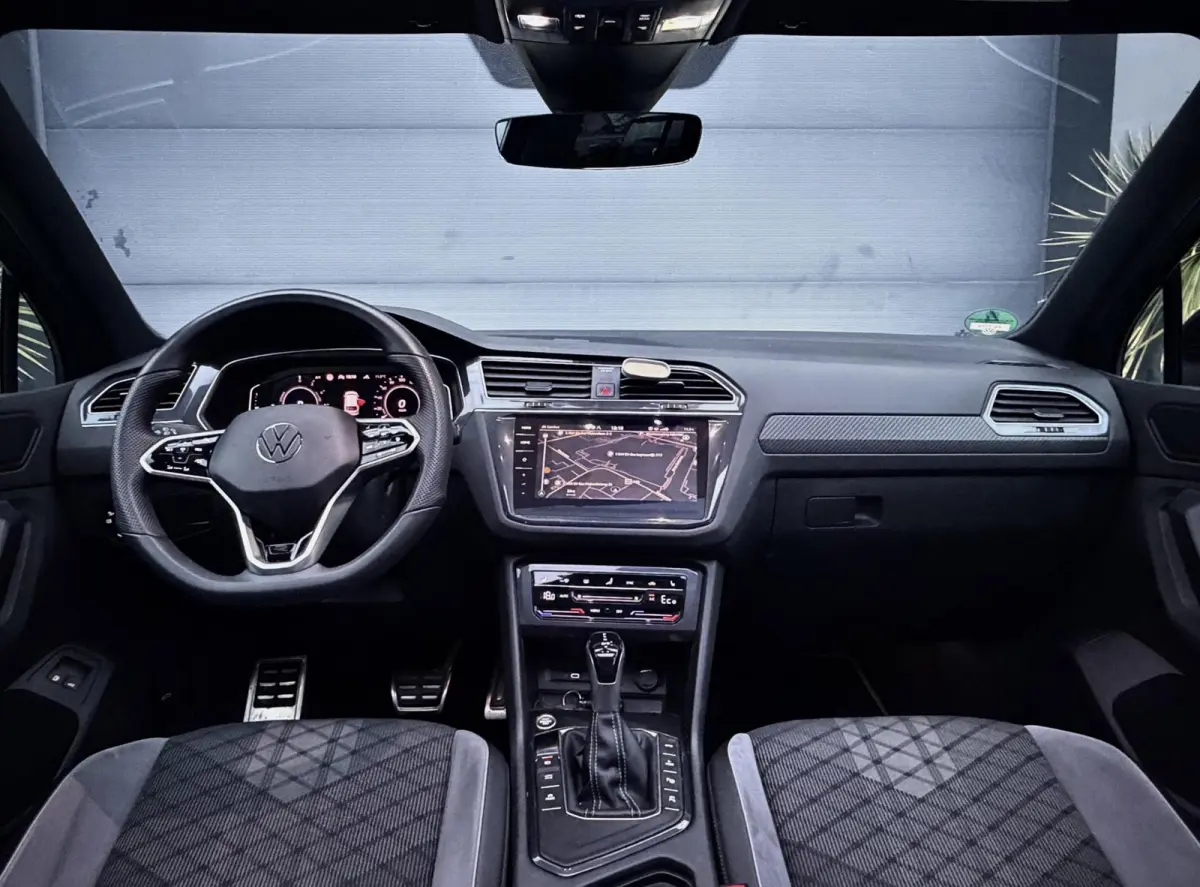 1.4 TSI eHybrid 3x R-Line PANO|KEYLESS|360|VOL