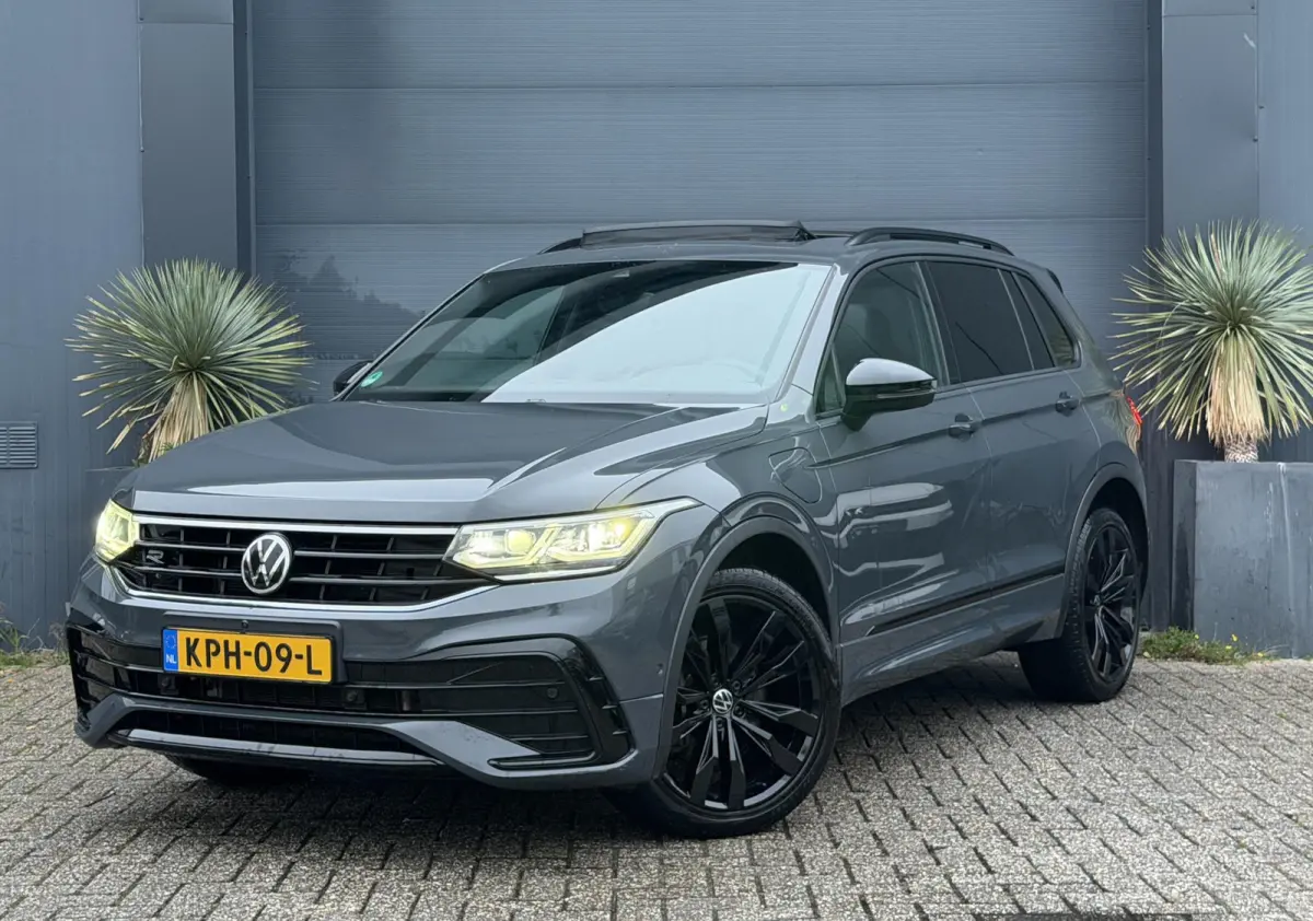 1.4 TSI eHybrid R-Line Business+