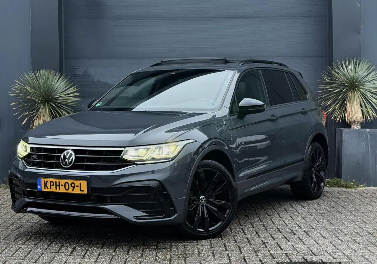 1.4 TSI eHybrid 3x R-Line PANO|KEYLESS|360|VOL