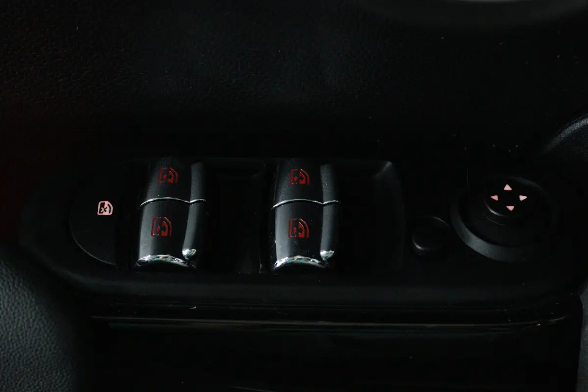 2.0 Cooper S Chili Serious Business JCW (PANORAMADAK, H/K AUDIO, CRUISE CONTROL)