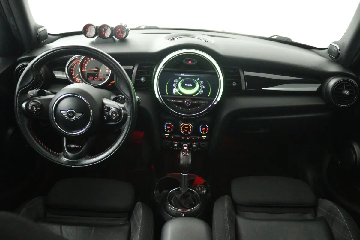 2.0 Cooper S Chili Serious Business JCW (PANORAMADAK, H/K AUDIO, CRUISE CONTROL)