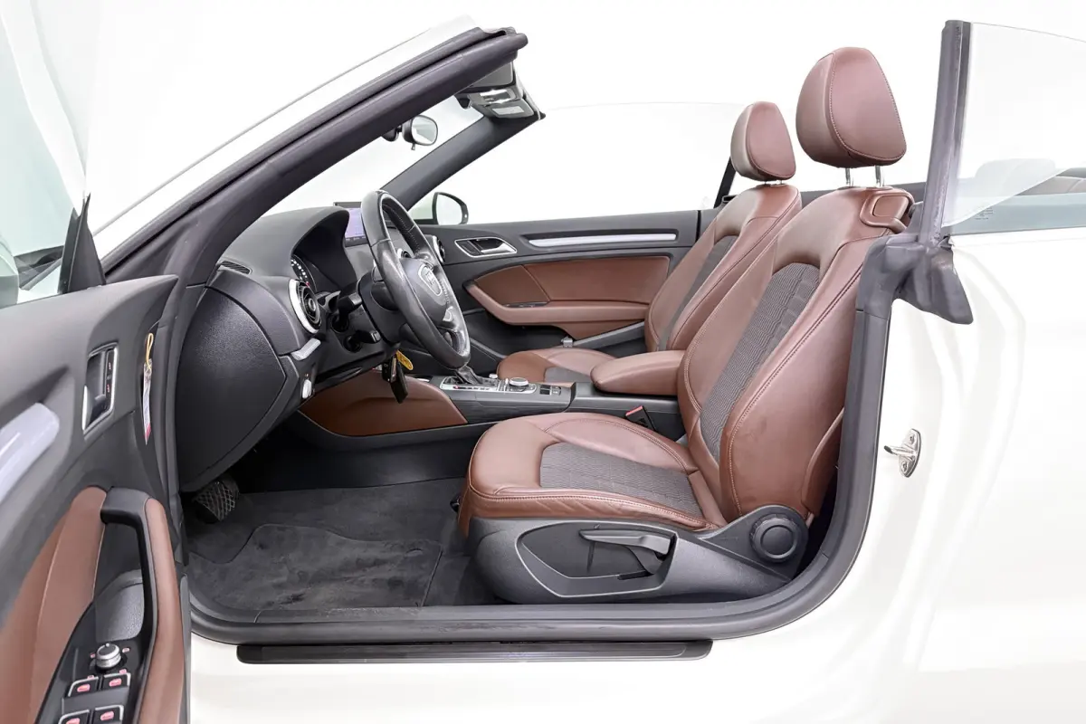1.4 TFSI Ambiente Pro Line Plus (STOELVERWARMING, AUTOMAAT, NAVIGATIE)