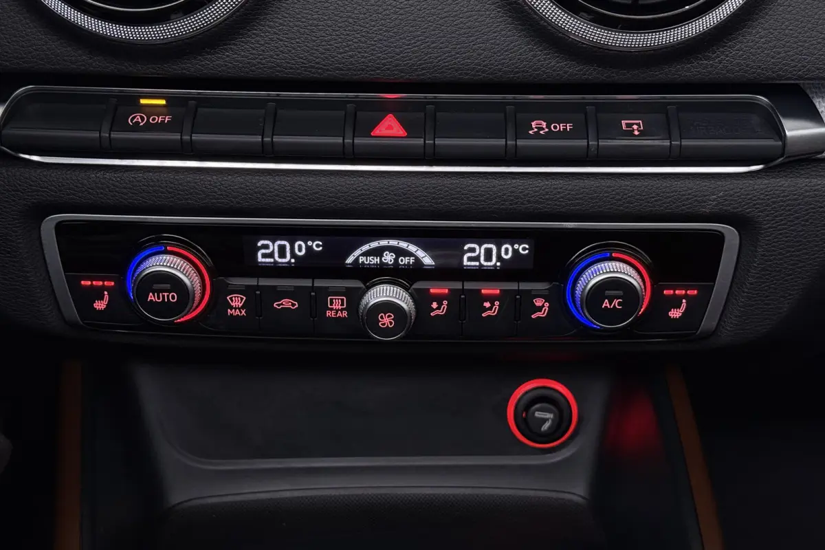1.4 TFSI Ambiente Pro Line Plus (STOELVERWARMING, AUTOMAAT, NAVIGATIE)