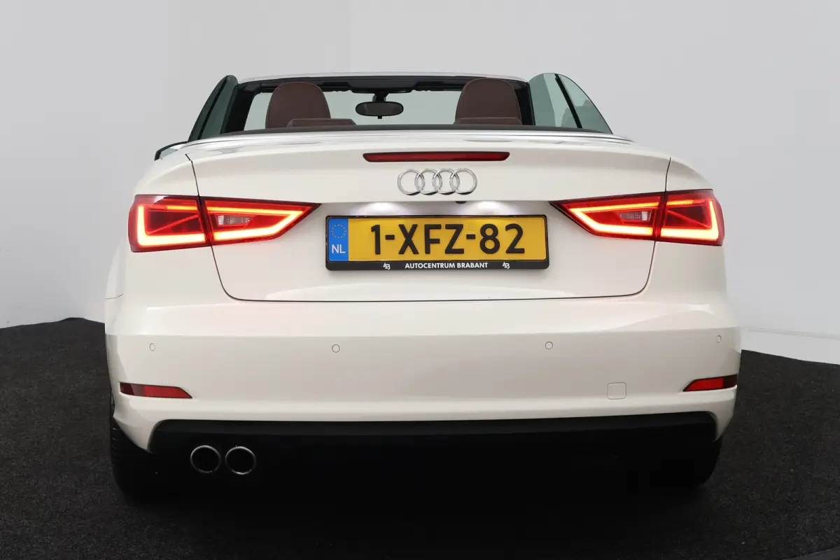 1.4 TFSI Ambiente Pro Line Plus (STOELVERWARMING, AUTOMAAT, NAVIGATIE)