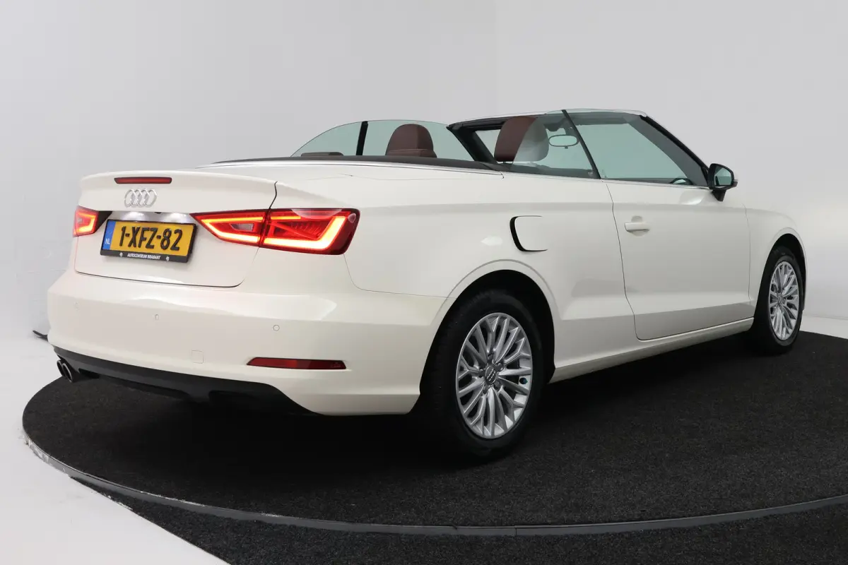 1.4 TFSI Ambiente Pro Line Plus (STOELVERWARMING, AUTOMAAT, NAVIGATIE)