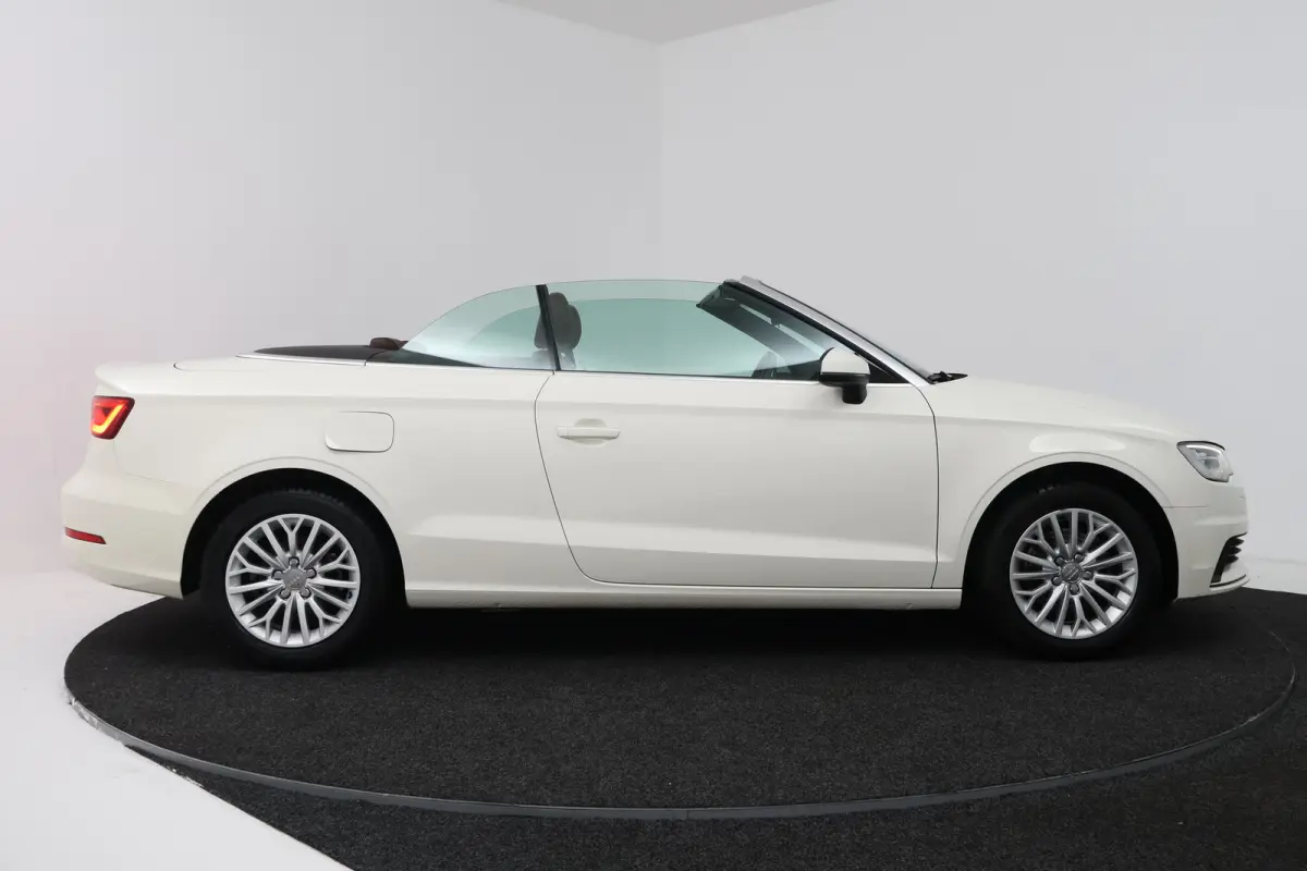 1.4 TFSI Ambiente Pro Line Plus (STOELVERWARMING, AUTOMAAT, NAVIGATIE)