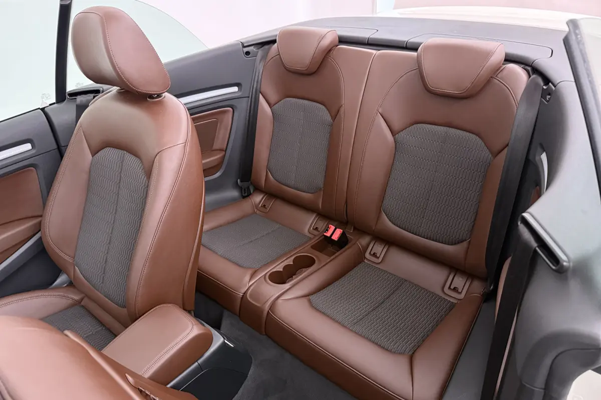 1.4 TFSI Ambiente Pro Line Plus (STOELVERWARMING, AUTOMAAT, NAVIGATIE)