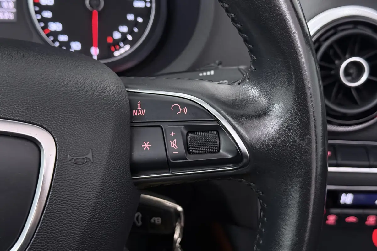 1.4 TFSI Ambiente Pro Line Plus (STOELVERWARMING, AUTOMAAT, NAVIGATIE)