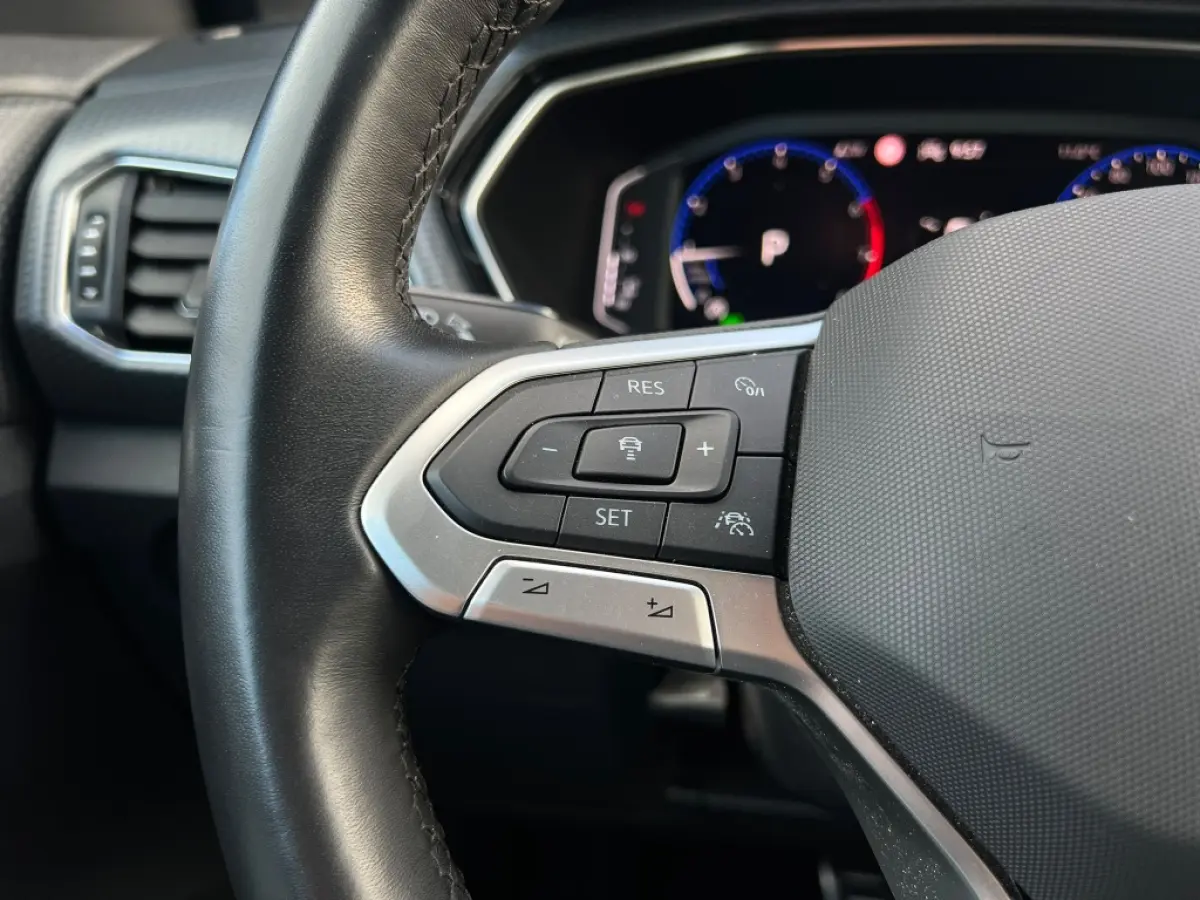 1.5TSI 150pk DSG R-Line | ACC | Navi | Camera
