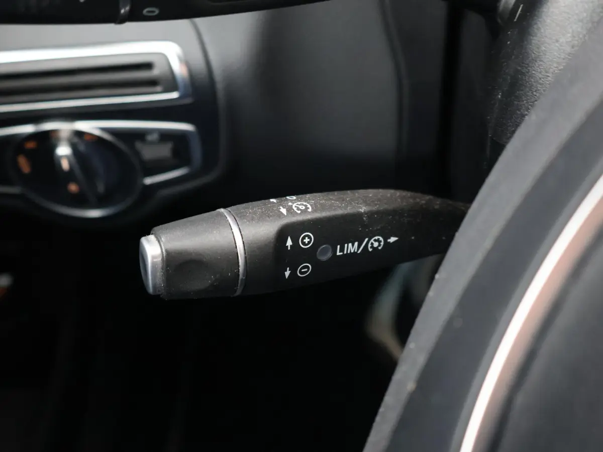 200 184 PK AUT. AMG SPORT PREMIUM PLUS + BURMESTER | TREKHAAK | CAMERA | STOELVERW.