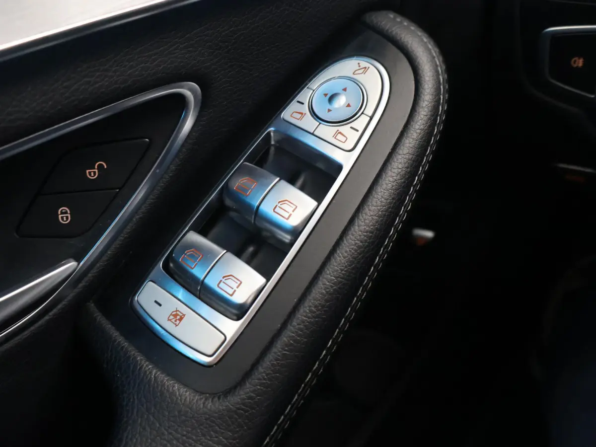 200 184 PK AUT. AMG SPORT PREMIUM PLUS + BURMESTER | TREKHAAK | CAMERA | STOELVERW.