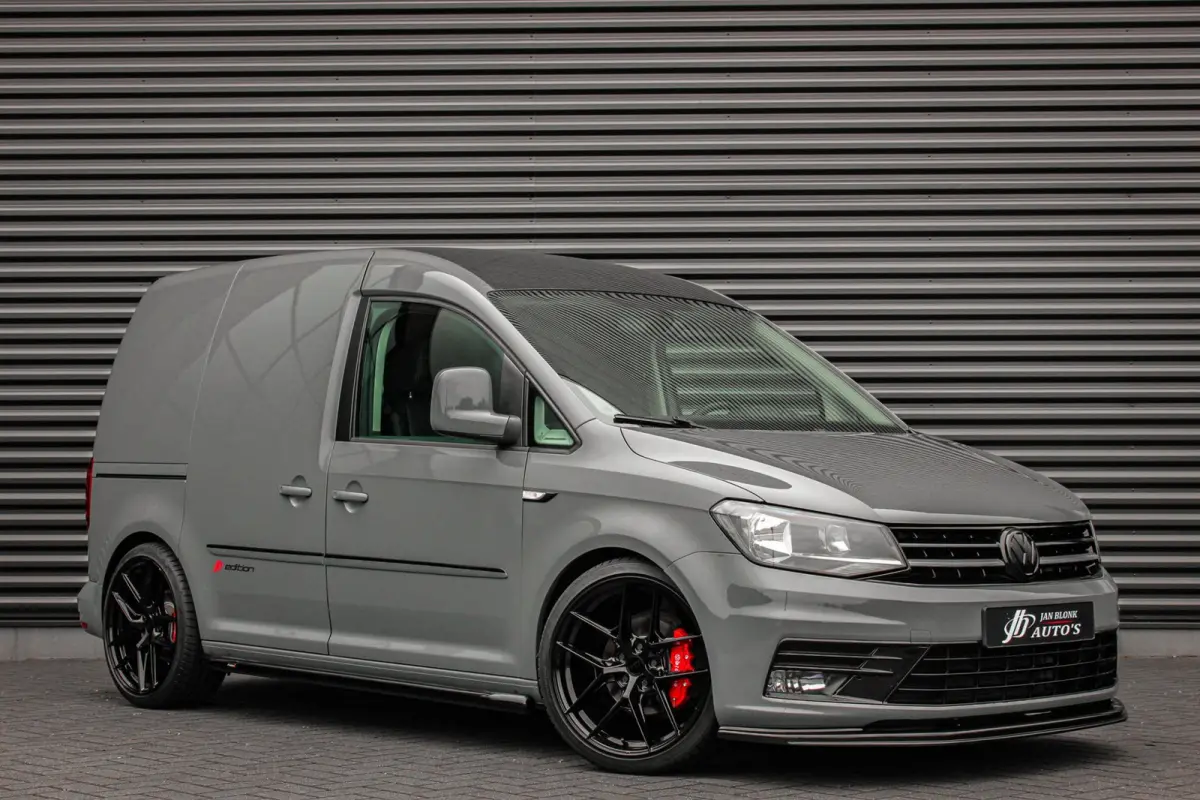 2.0 TDI L1H1 185PK NARDO GREY LOOK / 72DKM / 2016 / LEDEREN BEKLEDING / APPLE CARPLAY / JB-EDITION / SCHROEFSET