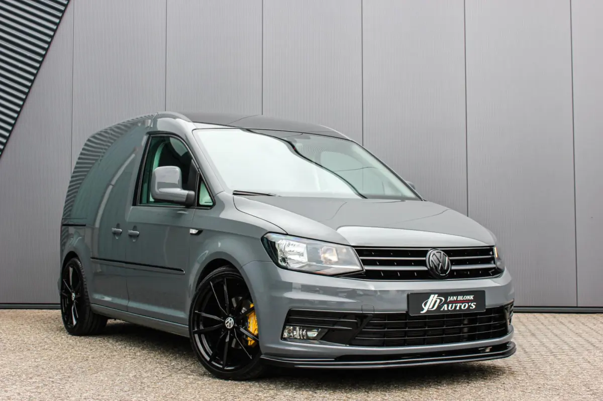 2.0 TDI L1H1 185PK NARDO GREY LOOK / 72DKM / 2016 / LEDEREN BEKLEDING / APPLE CARPLAY / JB-EDITION / SCHROEFSET