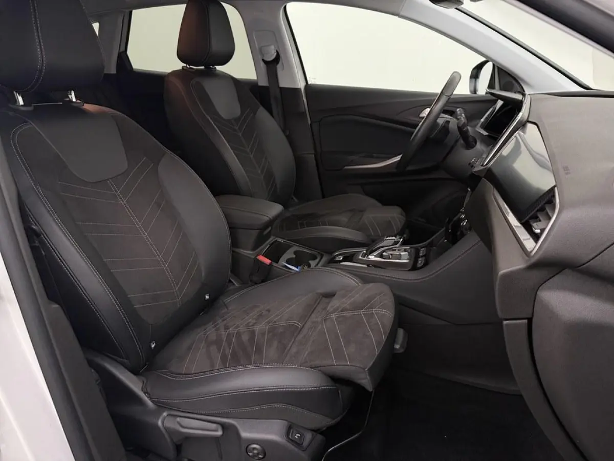 1.6T 225pk PHEV Ultimate Alcantara/Winterpakket /Ecc/Led.Matrix/360.Camera/Nav/El.Klep/CarPlay/Virtual.Cockpit