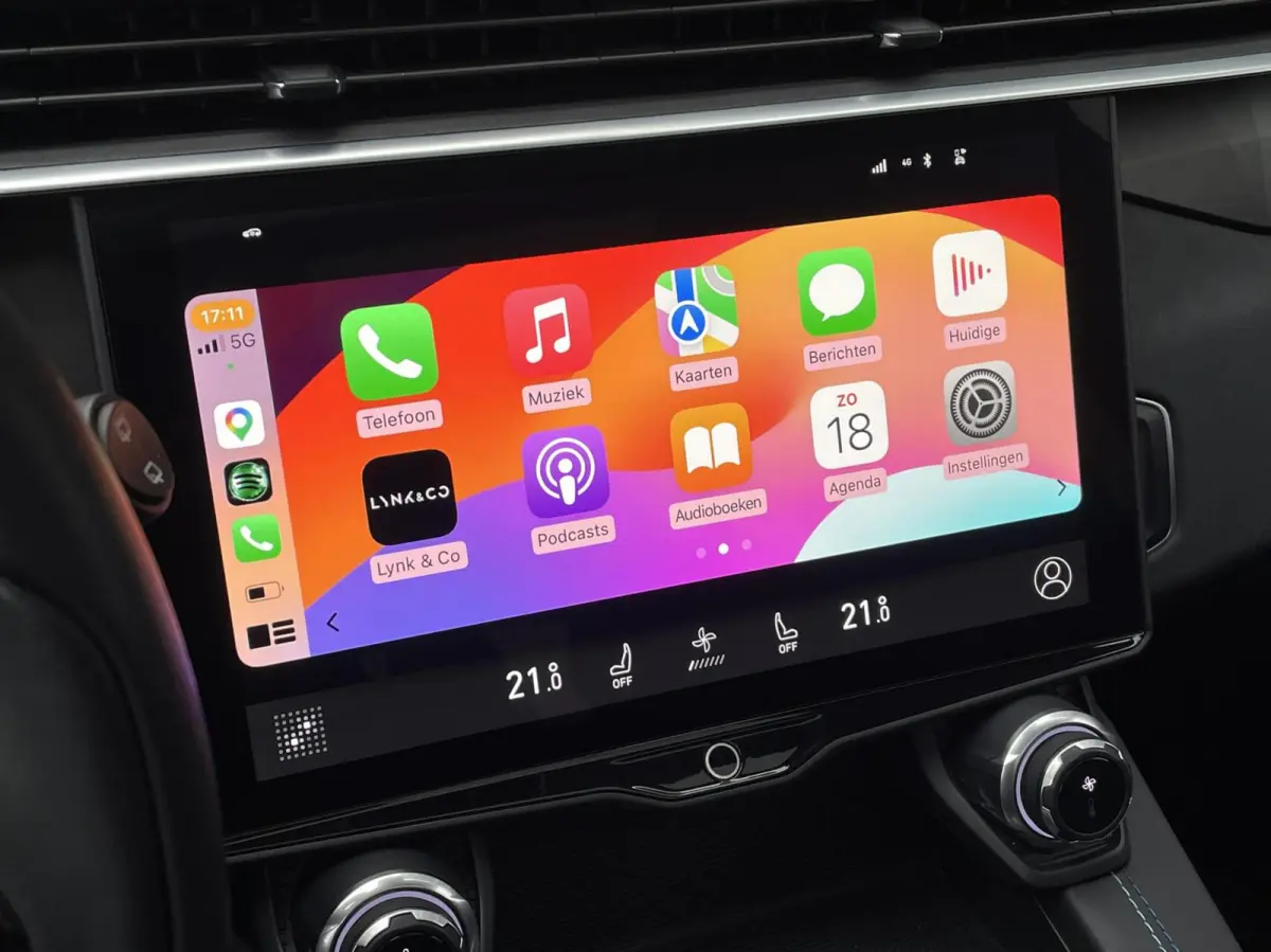 1.5 262 PK PHEV Full Black Pano CarPlay 360 Camera Infinity Sound Keyless