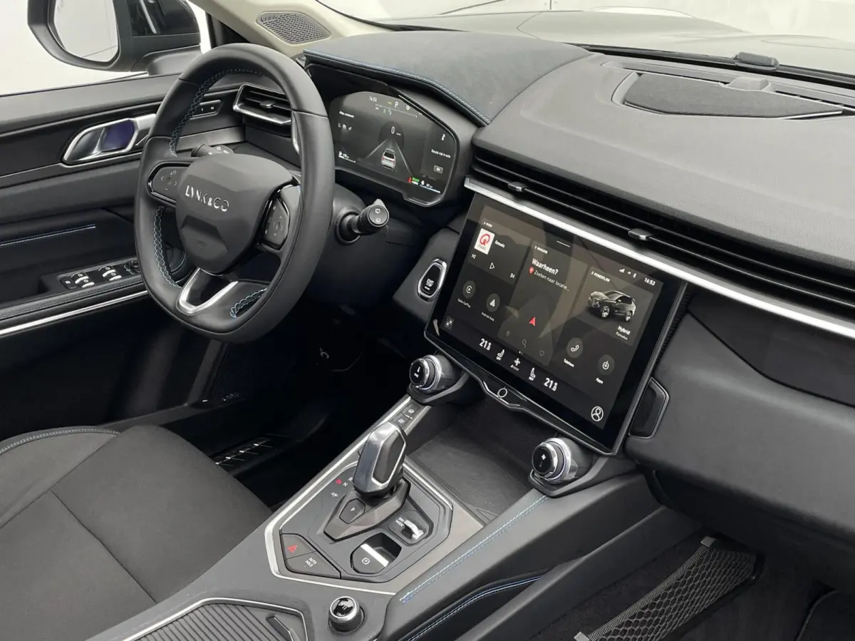 1.5 262 PK PHEV Full Black Pano CarPlay 360 Camera Infinity Sound Keyless