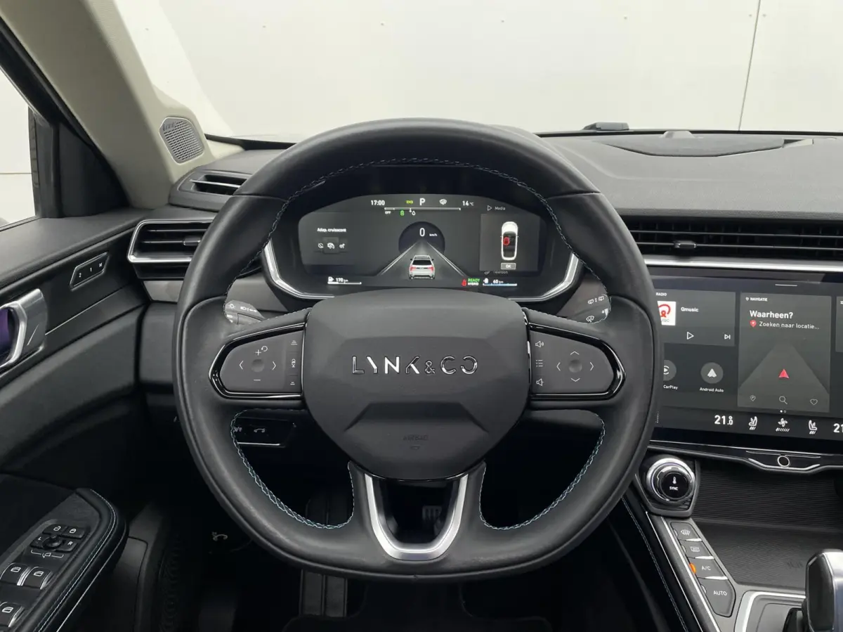 1.5 262 PK PHEV Full Black Pano CarPlay 360 Camera Infinity Sound Keyless