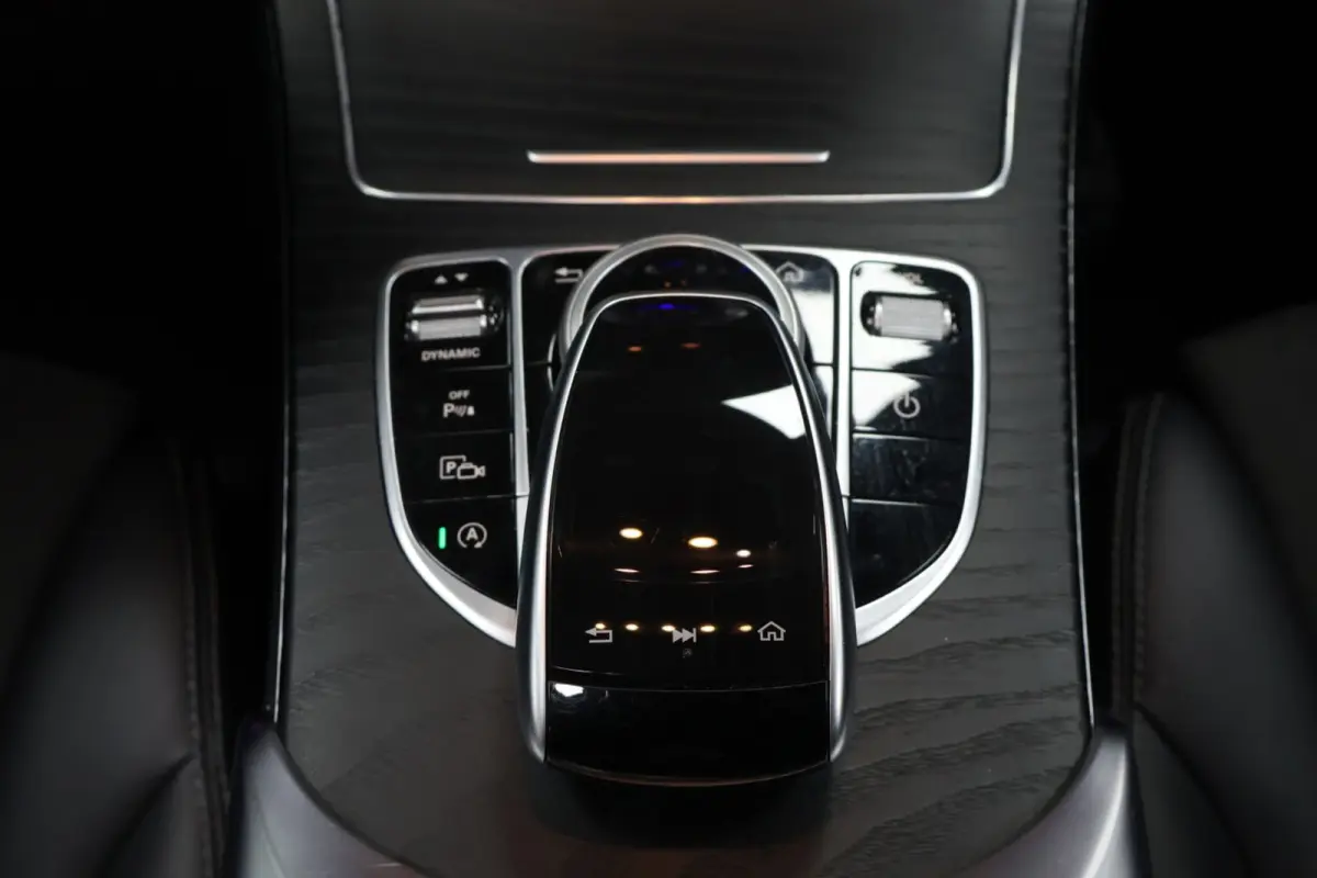 AMG-LINE|PANO|LEDER|BURMESTER|MULTIBEAM