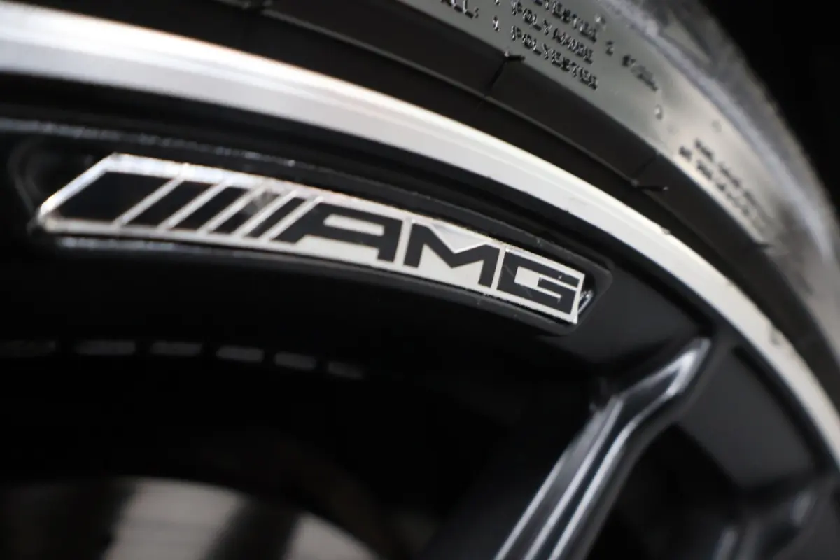 AMG-LINE|PANO|LEDER|BURMESTER|MULTIBEAM