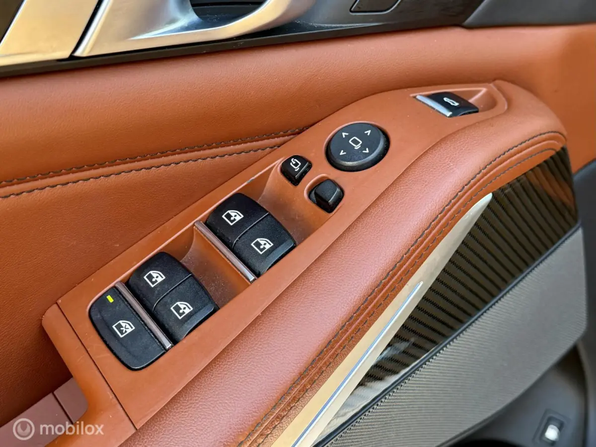 xDrive45e High Executive I Pano I Luchtvering I