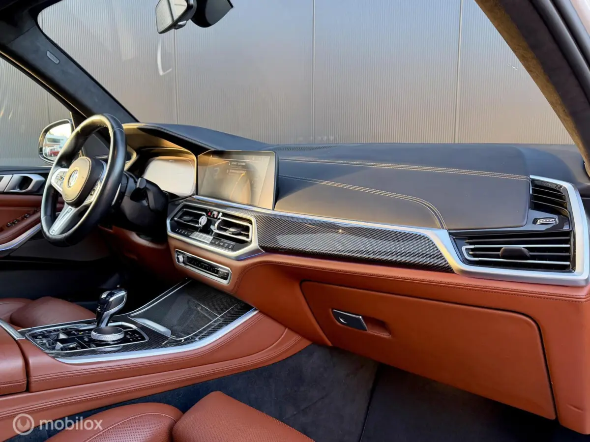 xDrive45e High Executive I Pano I Luchtvering I Trekhaak