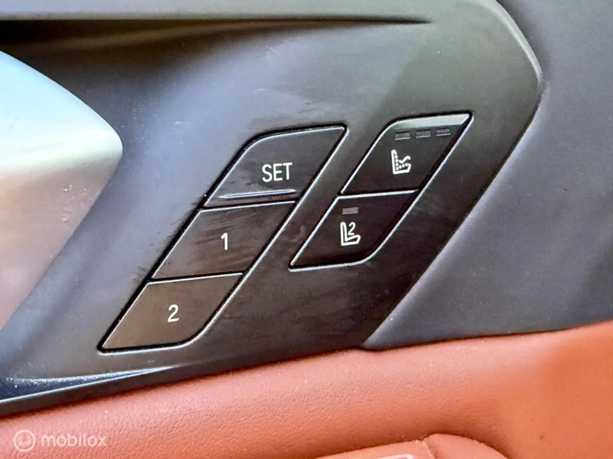 xDrive45e High Executive I Pano I Luchtvering I