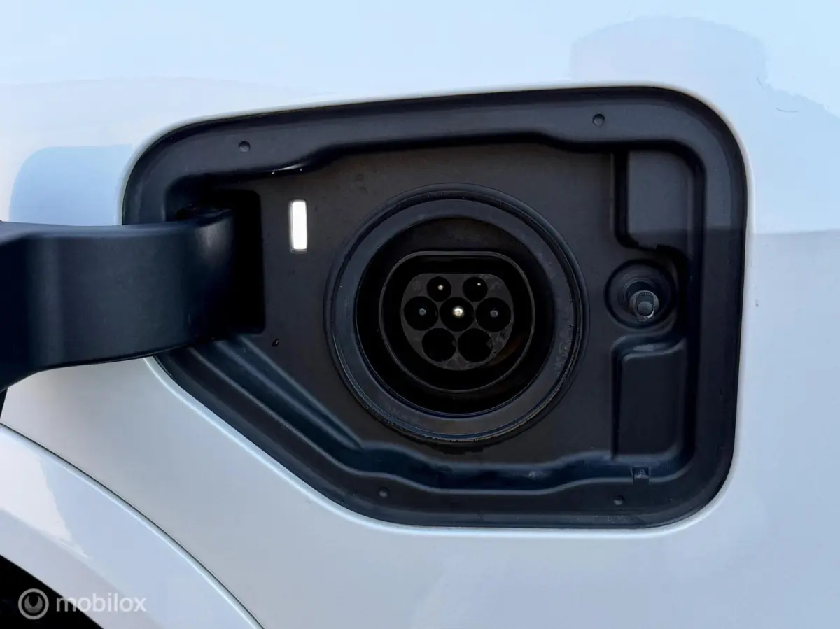xDrive45e High Executive I Pano I Luchtvering I