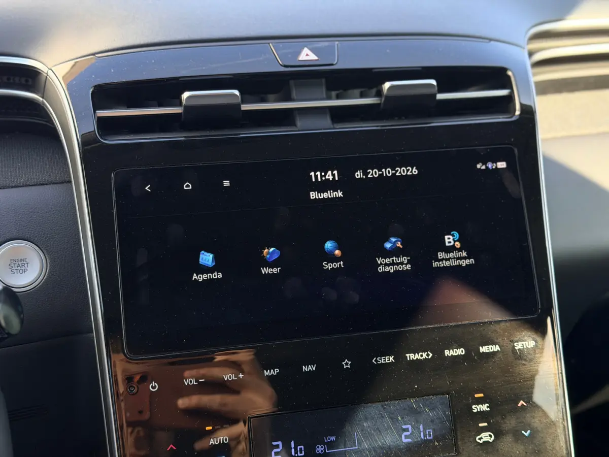 1.6 T-GDI PHEV Premium 4WD / Zwart Leder / 360 Camera / Stoelverkoeling / Stoelverwarming Voor + Achter / Memory Seat / Navigatie / Smart Parking Remote / Automaat