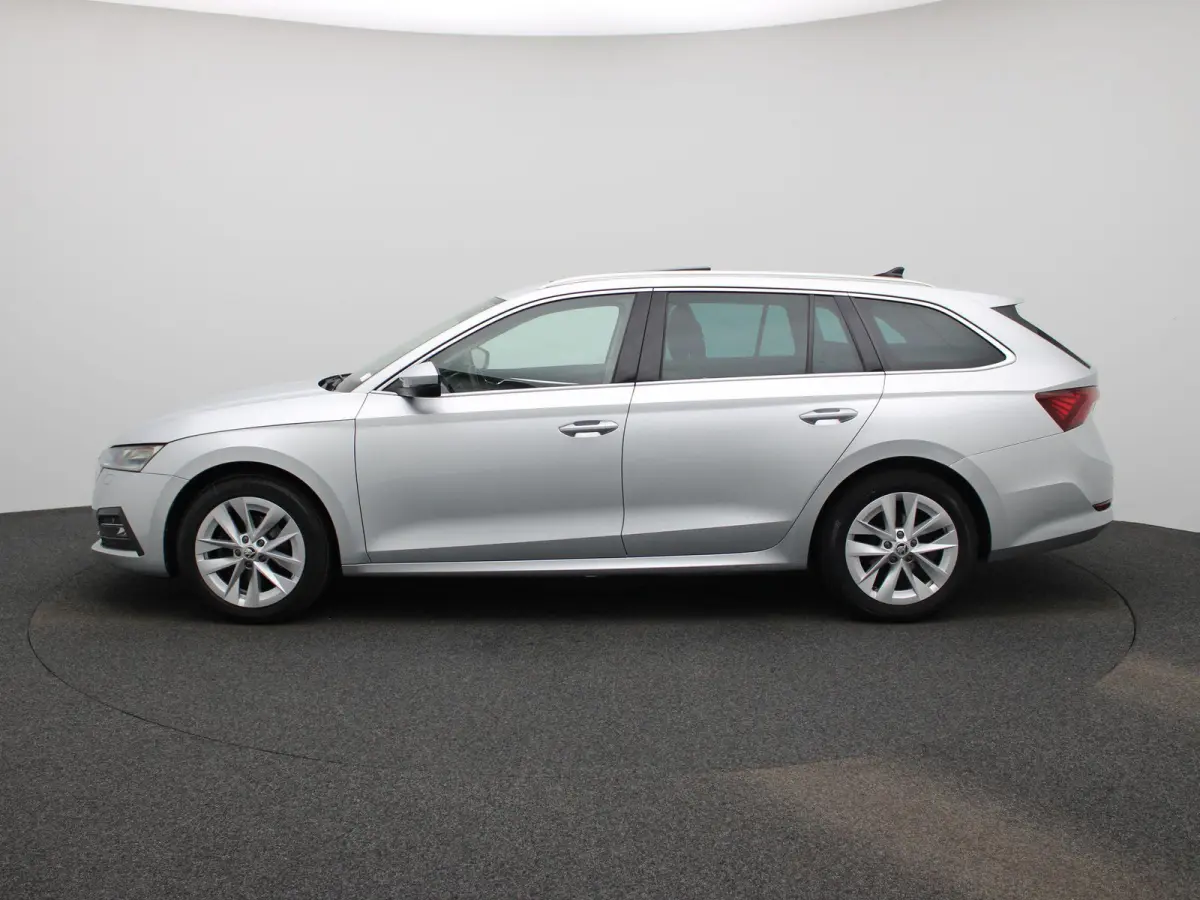 1.5 e-TSI Business Edition | Automaat | Panoramadak | Trekhaak | Virtual cockpit | Stoel verwarming | Navigatie | Apple CarPlay / Android Auto | Lichtmetalen velgen | Parkeersensoren | Keyle