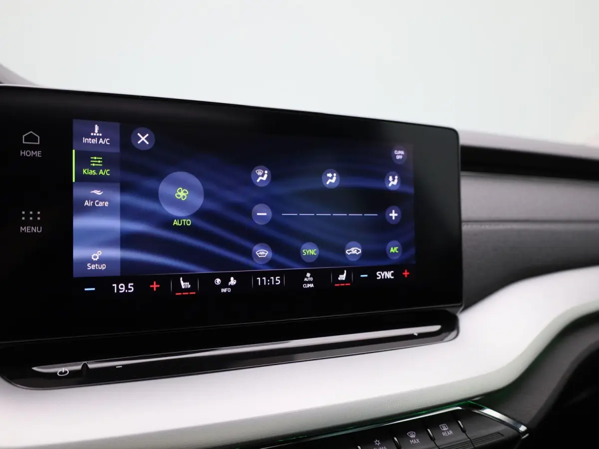 1.5 e-TSI Business Edition | Automaat | Panoramadak | Trekhaak | Virtual cockpit | Stoel verwarming | Navigatie | Apple CarPlay / Android Auto | Lichtmetalen velgen | Parkeersensoren | Keyle