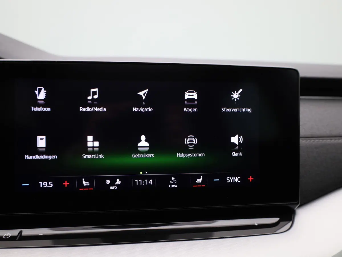 1.5 e-TSI Business Edition | Automaat | Panoramadak | Trekhaak | Virtual cockpit | Stoel verwarming | Navigatie | Apple CarPlay / Android Auto | Lichtmetalen velgen | Parkeersensoren | Keyle