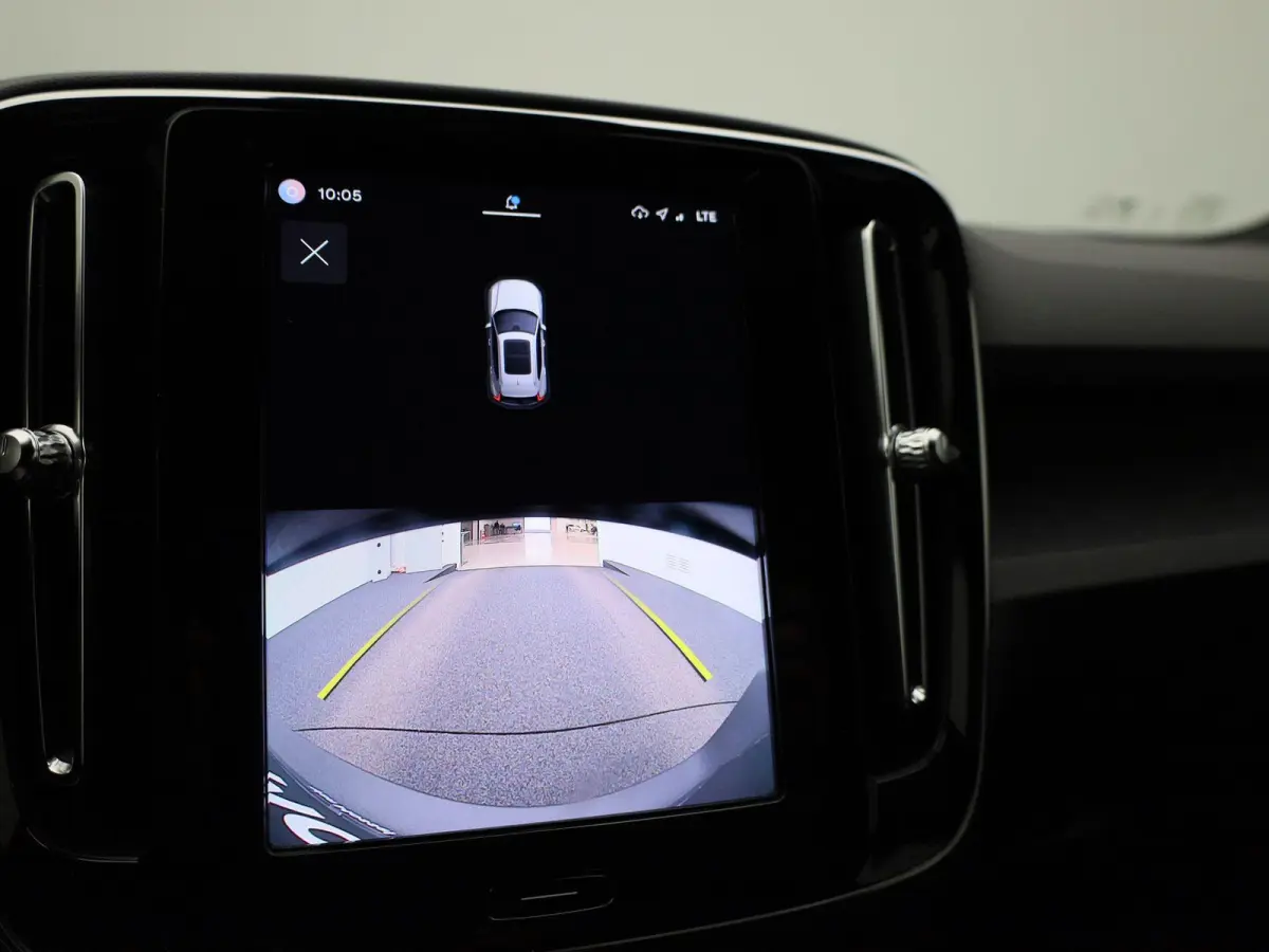 Core | Automaat | Apple Carplay / Android Auto | Virtual Cockpit | Achteruitrijcamera | Climate Control | Cruise Control | Bluetooth | Lichtmetalen Velgen |