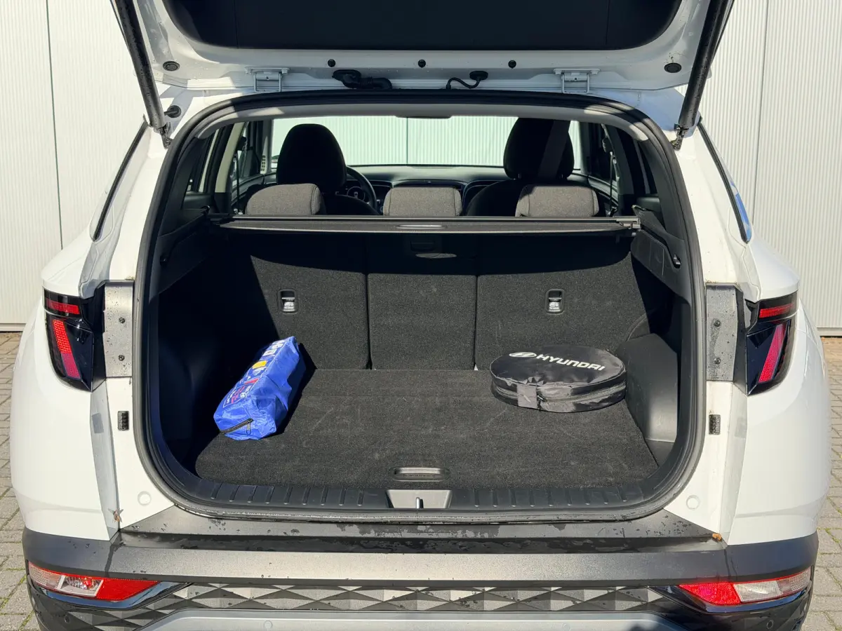 1.6 T-GDI PHEV Comfort Smart 4WD / Stoelverwarming / Stuurverwarming / Achteruitrijcamera / Parkeersensoren Voor + Achter / Navigatie / Apple Carplay & Android Auto / | Achteruitrijcamera | 