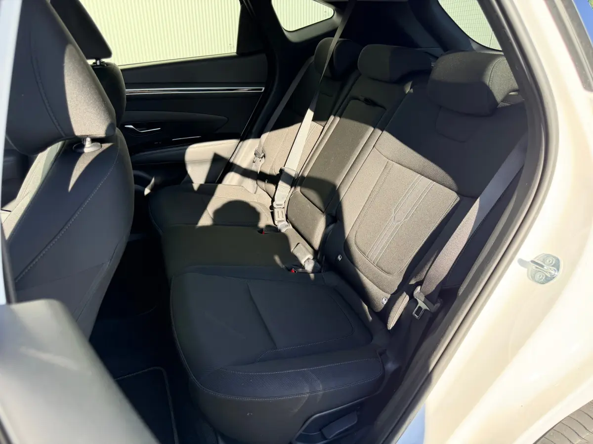 1.6 T-GDI PHEV Comfort Smart 4WD / Stoelverwarming / Stuurverwarming / Achteruitrijcamera / Parkeersensoren Voor + Achter / Navigatie / Apple Carplay & Android Auto / | Achteruitrijcamera | 