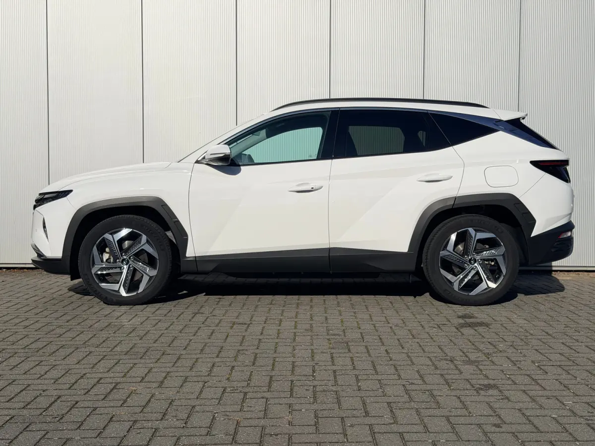1.6 T-GDI PHEV Comfort Smart 4WD / Stoelverwarming / Stuurverwarming / Achteruitrijcamera / Parkeersensoren Voor + Achter / Navigatie / Apple Carplay & Android Auto / | Achteruitrijcamera | 