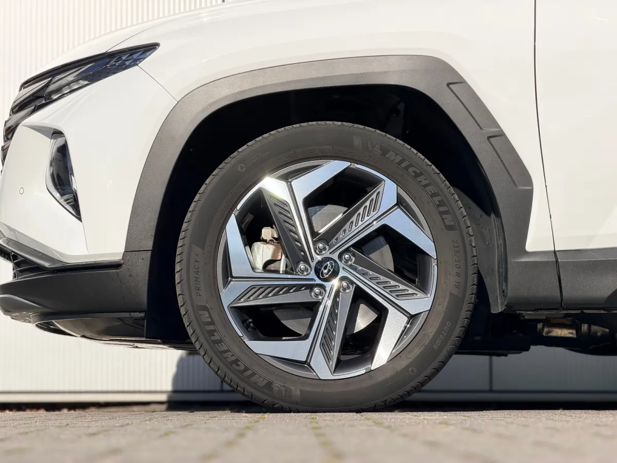 1.6 T-GDI PHEV Comfort Smart 4WD / Stoelverwarming / Stuurverwarming / Achteruitrijcamera / Parkeersensoren Voor + Achter / Navigatie / Apple Carplay & Android Auto / | Achteruitrijcamera | 