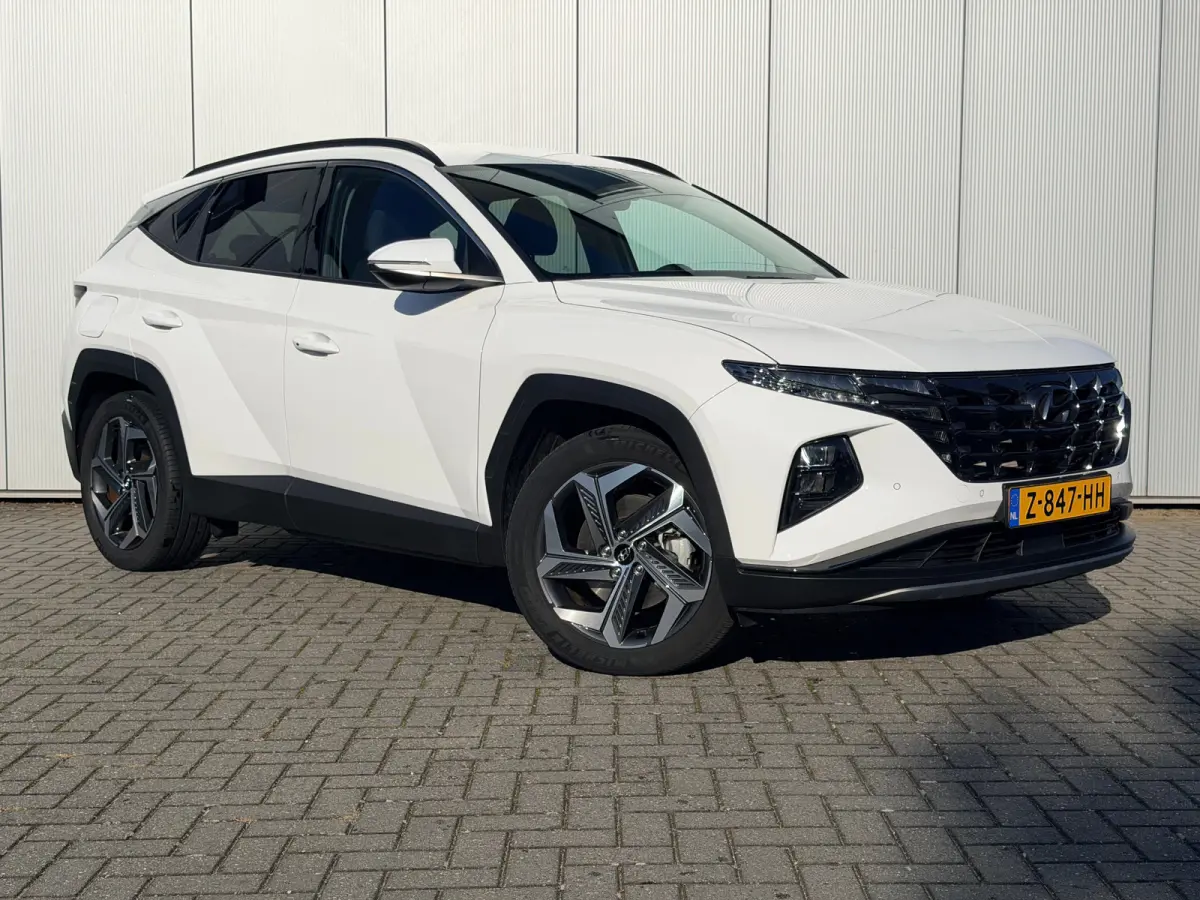 1.6 T-GDI PHEV Comfort Smart 4WD / Stoelverwarming / Stuurverwarming / Achteruitrijcamera / Parkeersensoren Voor + Achter / Navigatie / Apple Carplay & Android Auto / | Achteruitrijcamera | 