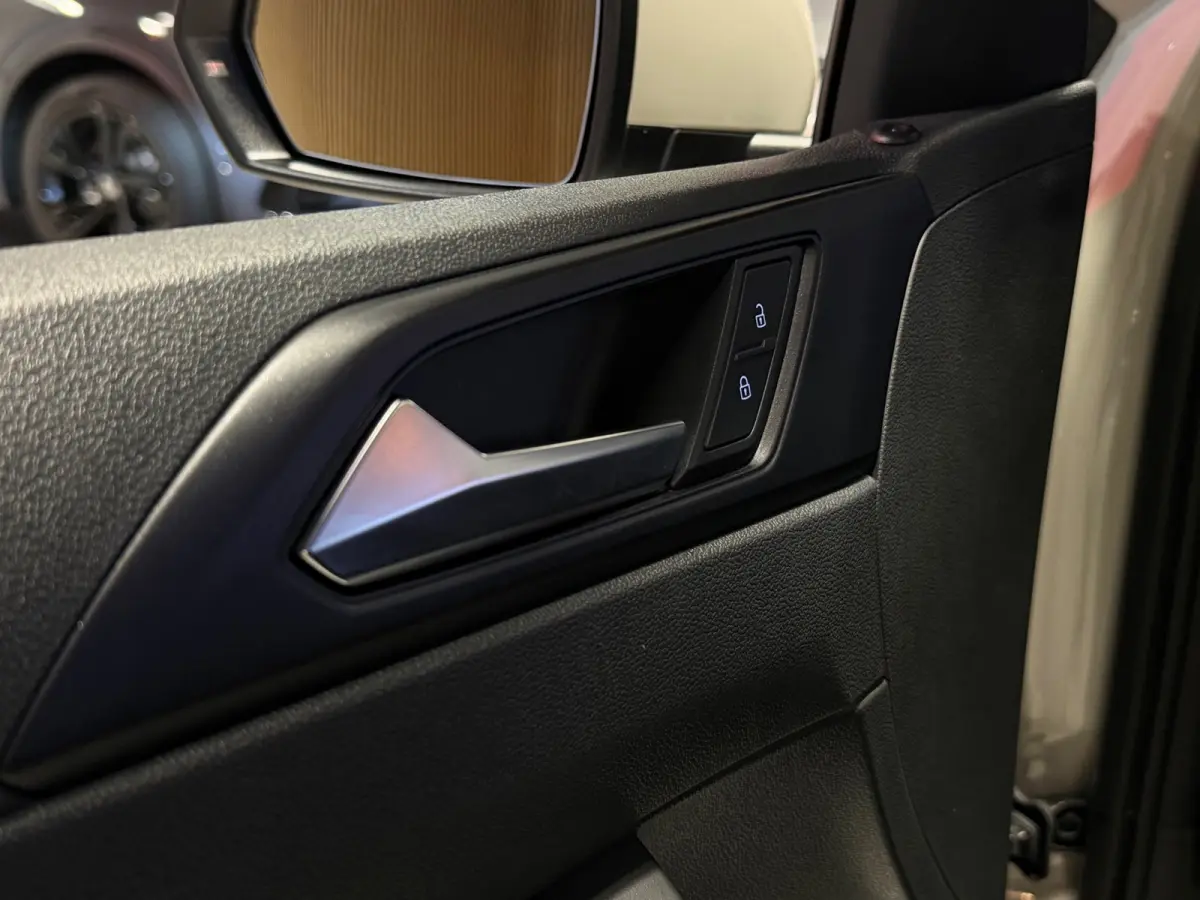 1.0 MPI Polo Carplay|Cruise control|NAP