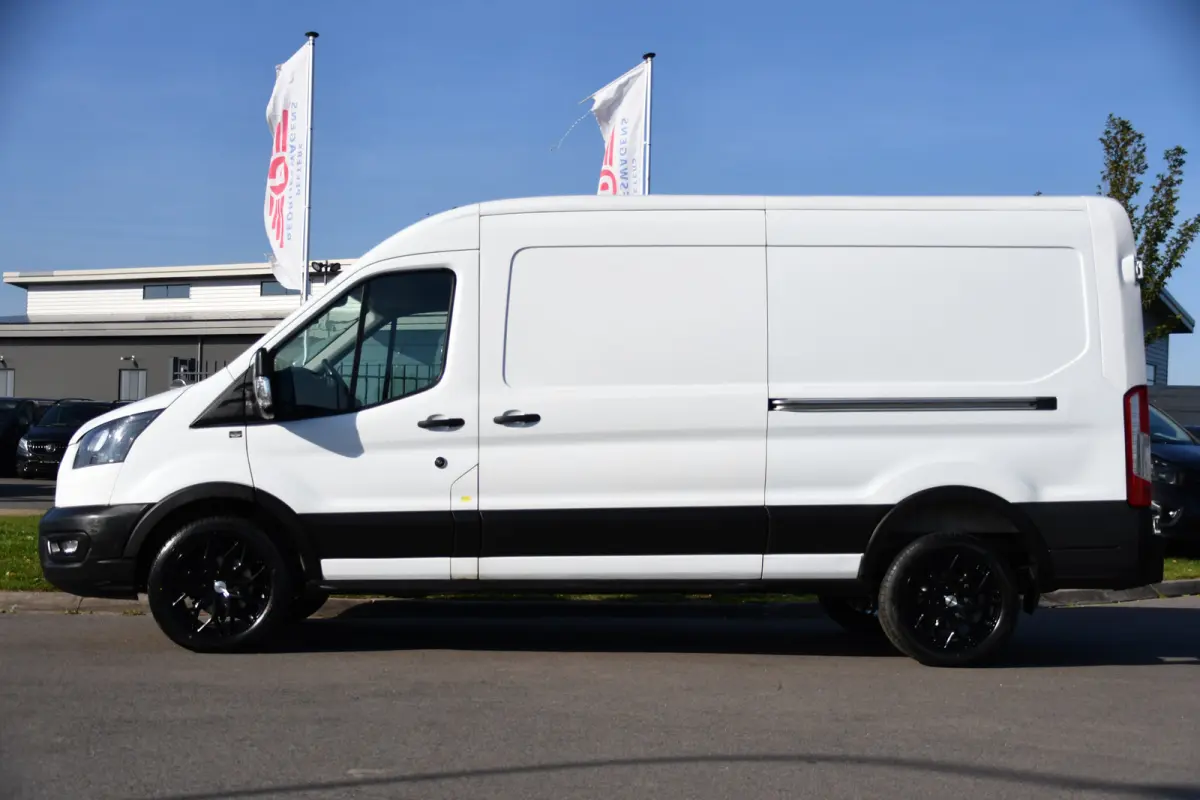 350 2.0 TDCI L3H2 RWD PB Edition Camera, Cruise, 2 x Schuifdeur, Airco, 130pk, Radio, Uniek!