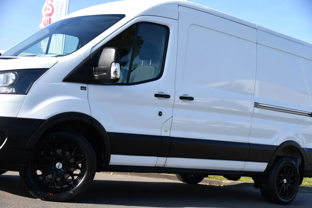 350 2.0 TDCI L3H2 RWD PB Edition Camera, Cruise, 2 x Schuifdeur, Airco, 130pk, Radio, Uniek!