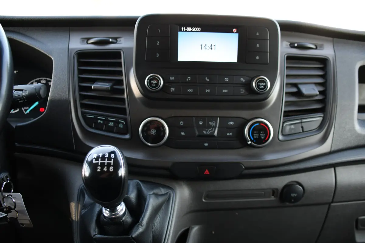 350 2.0 TDCI L3H2 RWD PB Edition Camera, Cruise, 2 x Schuifdeur, Airco, 130pk, Radio, Uniek!