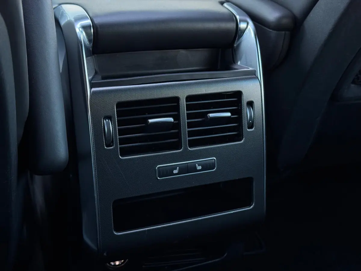 3.0 SDV6 HSE Dynamic M18 PANO|LEDER|VIRTUAL|XENON